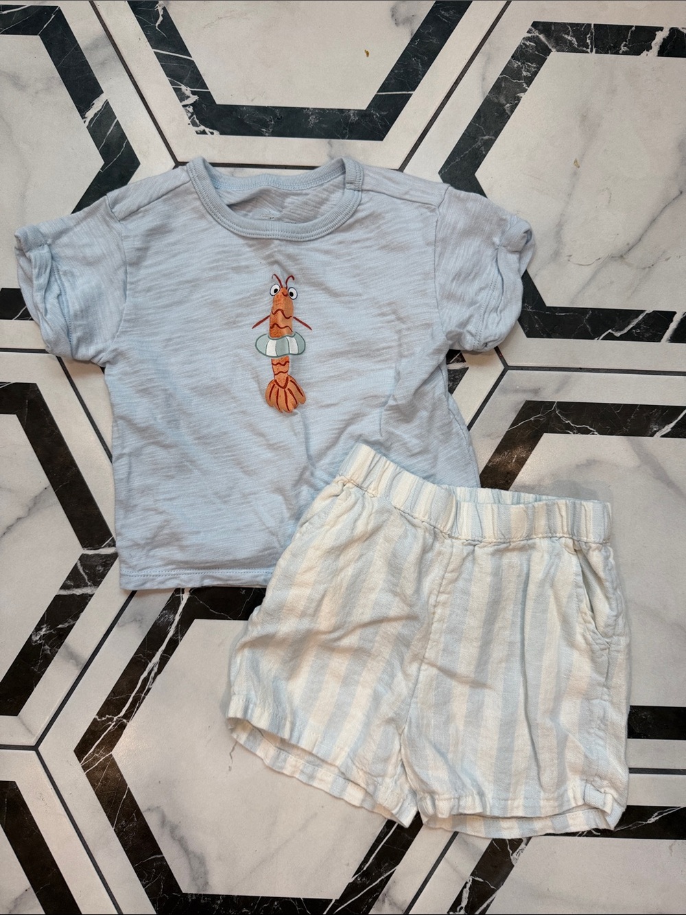 Shrimp Cloud Island Outfit